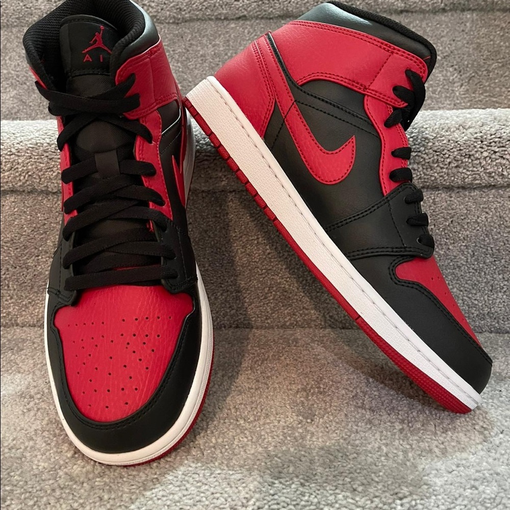 New jordan 1 mid “banned” mens shoes - Picture 10 of 15